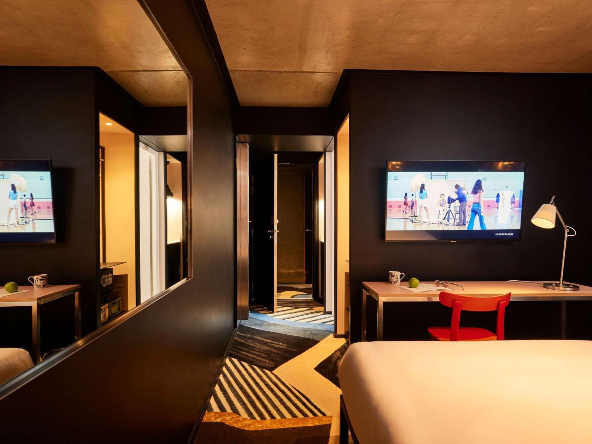 Mama Shelter Paris East Hotel Exterior foto